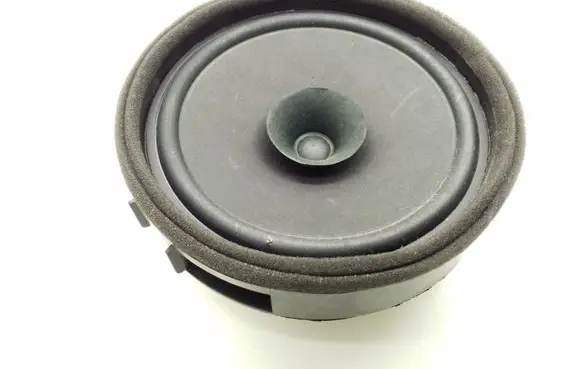 Mitsubishi ASX Front door speaker 8720A147