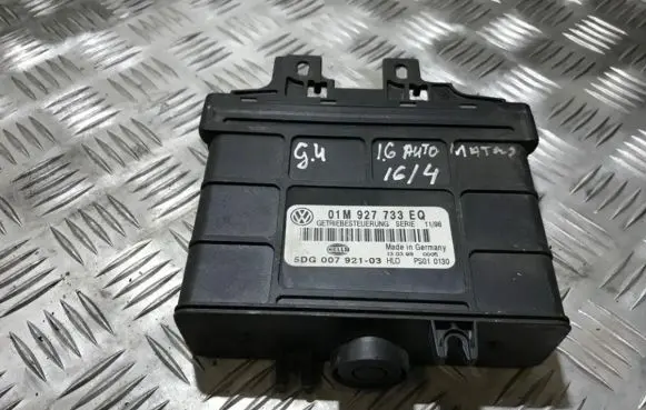 Volkswagen Golf IV Gearbox control unit/module 01m927733eq 5dg007921-03