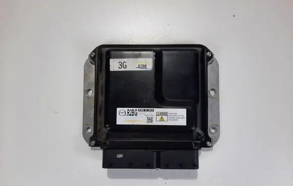Mazda 6 Engine control unit/module R2BG18881A