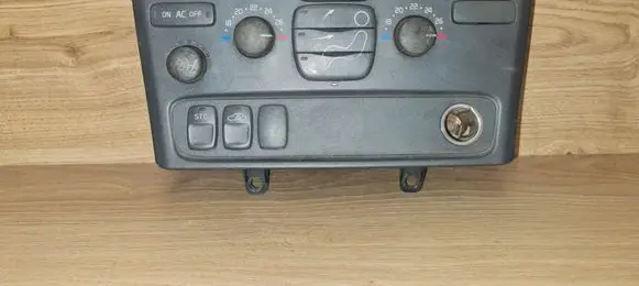 Volvo S80 Climate control unit 9496811