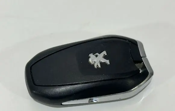 Peugeot 308 Ignition key/card 