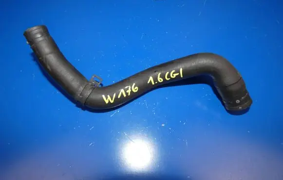 Mercedes-Benz A W176 Engine coolant pipe/hose 12465010258 78S083