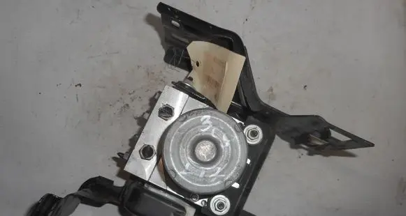 Peugeot 308 ABS Pump 9677013480 0265252070 9666957480