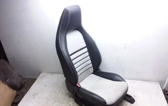 Mercedes-Benz A W176 Front driver seat 