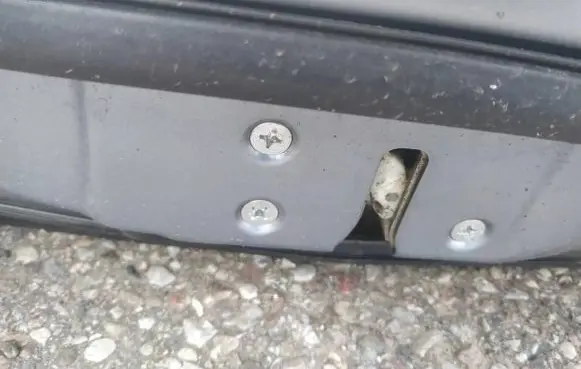 Honda CR-V Front door lock