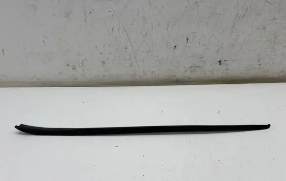 Volkswagen PASSAT B8 Windshield trim 3G0854327
