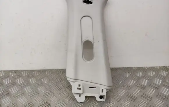 Fiat 500X (B) pillar trim (top)