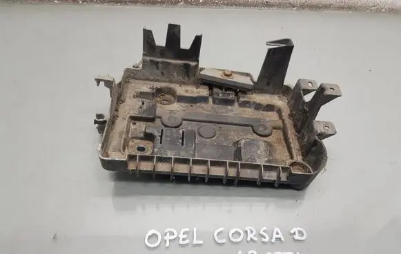 Opel Corsa D Battery box tray 13235642