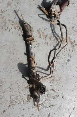 Toyota Yaris Steering rack