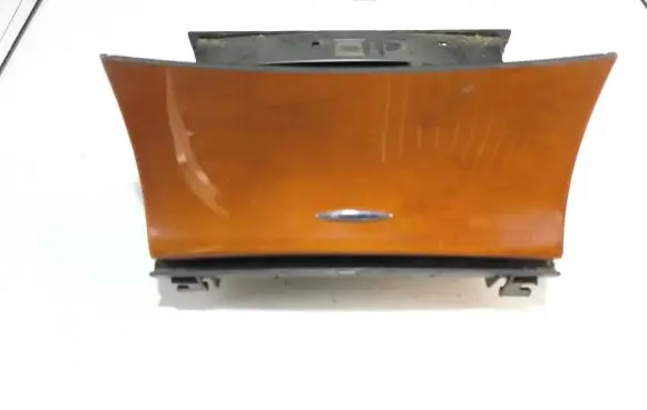 Mercedes-Benz E W211 Car ashtray A2116802852