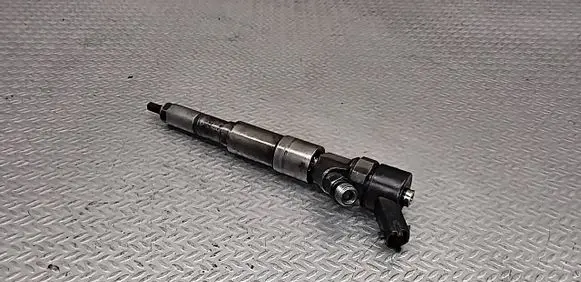 BMW X5 E53 Fuel injector 7785984 0445110047