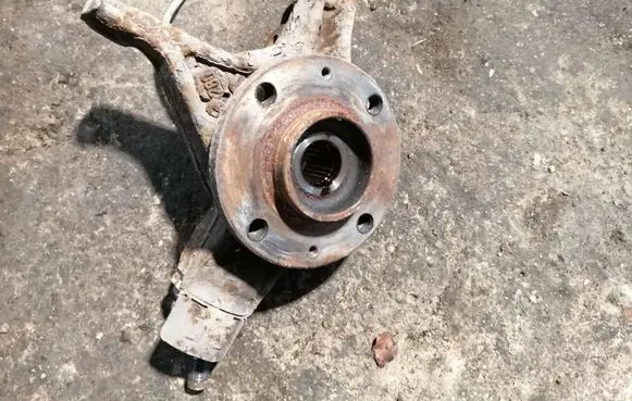 Peugeot Partner Front wheel hub
