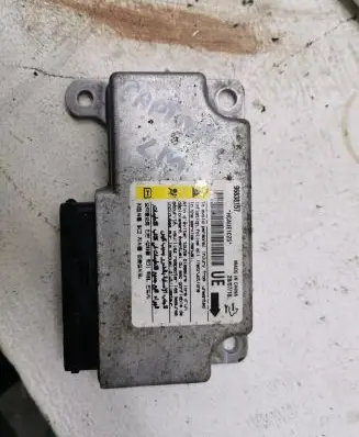 Chevrolet Volt I Airbag control unit/module 96838157
