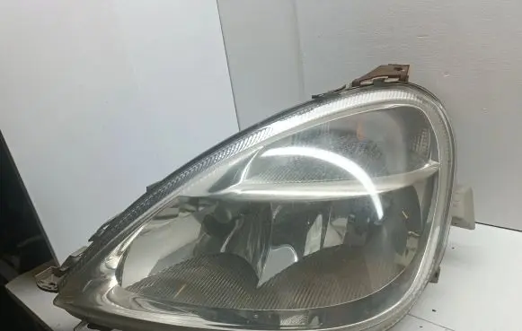 Mercedes-Benz A W168 Headlight/headlamp A1688201761 0301192201