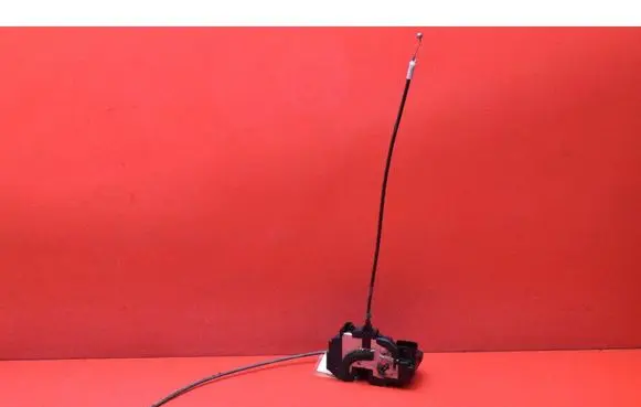 Nissan Qashqai Rear door lock 