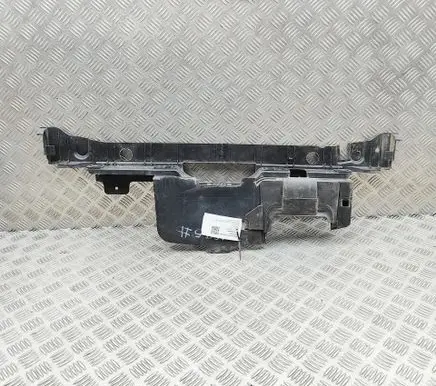 Chevrolet Cruze II Radiator trim 96981695
