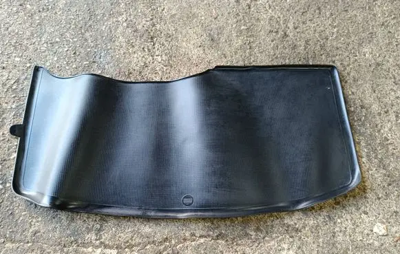 Dodge Durango Rubber trunk/boot mat liner 68184087 CPL3067B