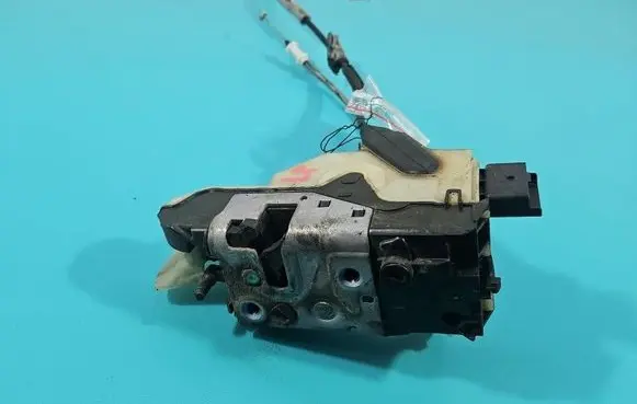 Citroen C4 II Front door lock 9685351380 IMPRK1573579