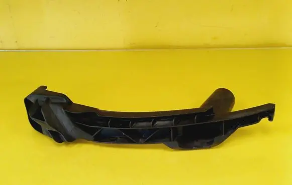 Volkswagen Golf Plus Front bumper mounting bracket 1K0807889A