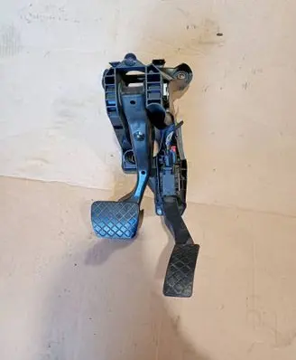 Volkswagen Touran III Brake pedal 5Q1723058BH 5Q1723503J