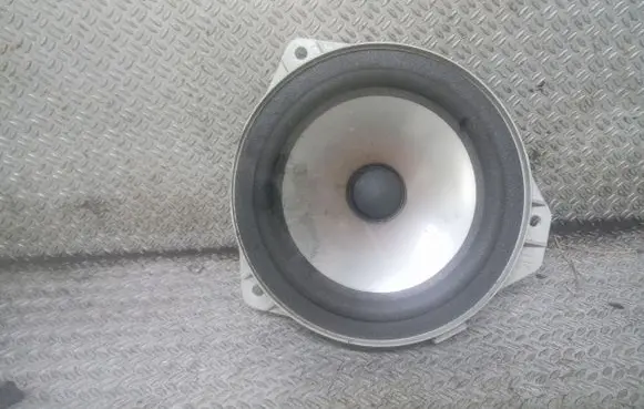 Subaru Forester SG Front door speaker 86301SA100