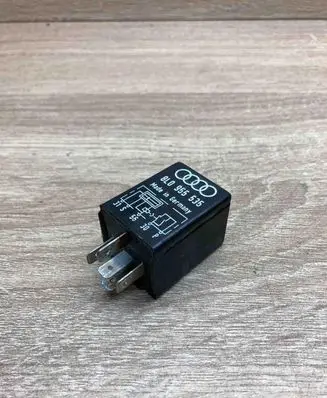 Audi A4 S4 B5 8D Other relay 8L0955535