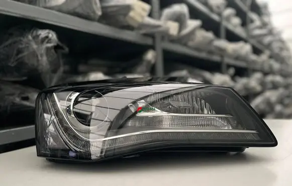 Renault Captur Headlight/headlamp 260106736R