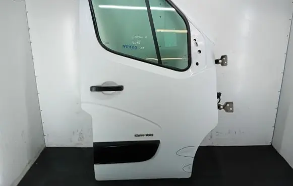 Opel Movano B Front door 0389