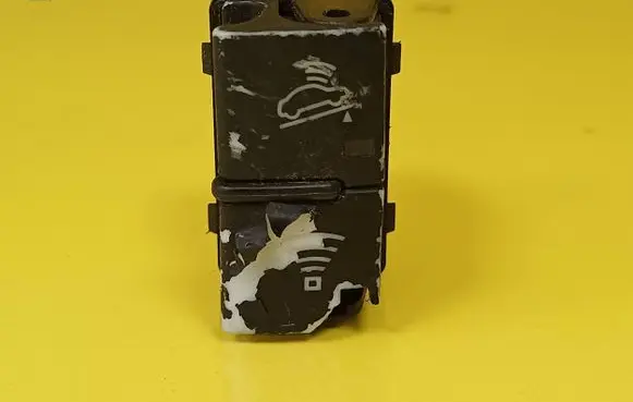 Audi A4 S4 B6 8E 8H Alarm switch 8E29621095PR