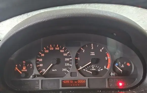 BMW 3 E46 Speedometer (instrument cluster) 8387606 IMPRK1556510