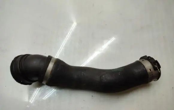 BMW 5 E60 E61 Intercooler hose/pipe 7803747