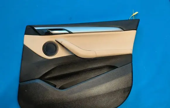 BMW X2 F39 Front door card panel trim