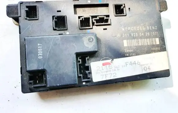 Mercedes-Benz E W211 Door control unit/module 2118200426 356802