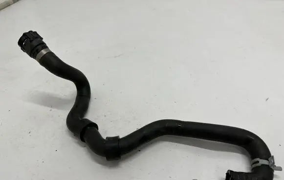 Mercedes-Benz A W177 Engine coolant pipe/hose
