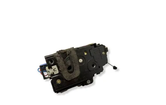 Volkswagen Polo Front door lock 