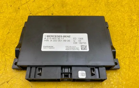 Mercedes-Benz A W177 Gearbox control unit/module A2139003217 A0009018906