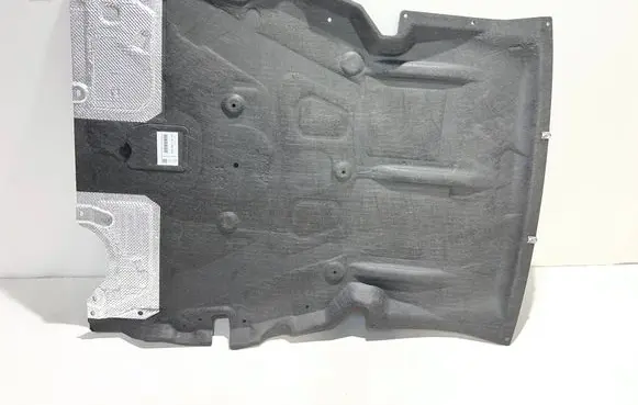 BMW 1 F20 F21 Engine splash shield/under tray 7241814