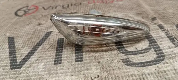 KIA Xceed Front fender indicator light E96746