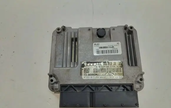 Audi A4 S4 B8 8K Engine control unit/module 03L906018JR 03L906018DN 0281017392