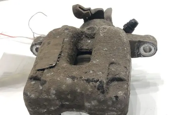Peugeot 2008 I Rear brake caliper