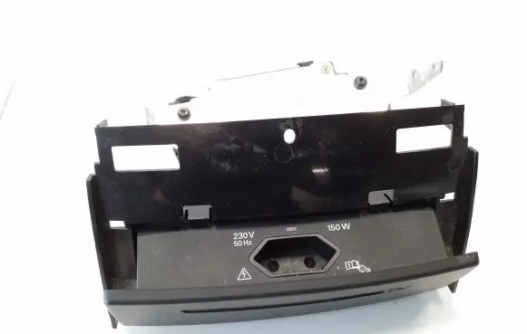 Voltage converter inverter