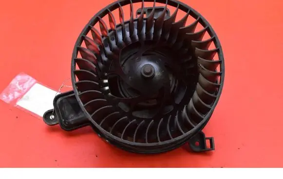 Peugeot Partner Heater fan/blower 030666P
