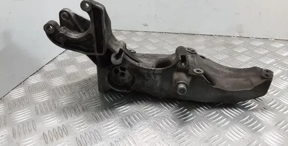 Renault Laguna II Generator/alternator bracket 8200115762