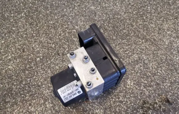 BMW 1 E81 E87 ABS Pump 6791521 6772214