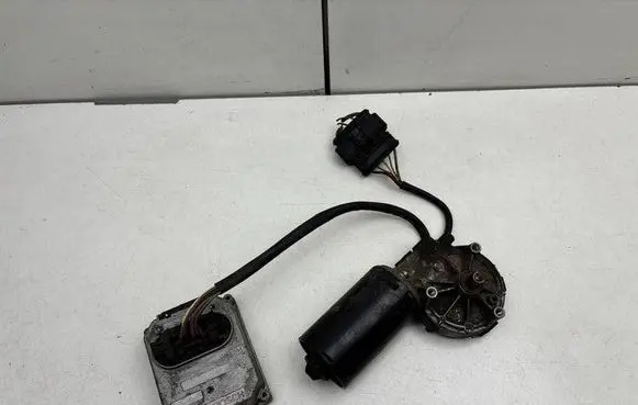 Volkswagen Sharan Wiper motor 0390241430 7M0906015