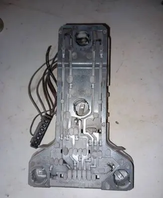 Volkswagen PASSAT B5 Tail light bulb cover holder 3B5945257