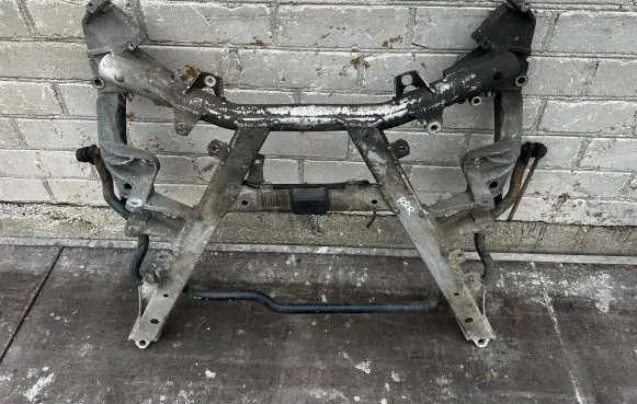 BMW 5 E39 Front subframe