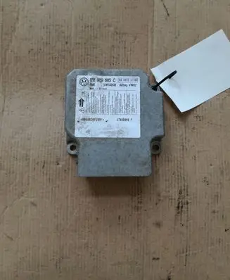 Volkswagen Touran I Airbag control unit/module 1T0909605C