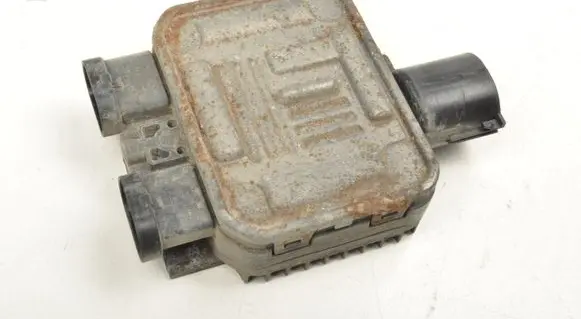 Volvo XC60 Coolant fan relay 940009402
