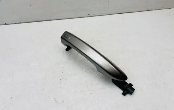 Volkswagen PASSAT B7 Front door exterior handle 3C0837210